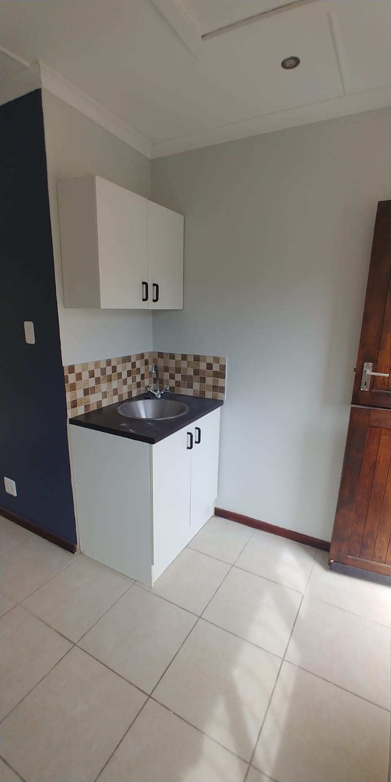  Bedroom Property for Sale in Parkside Eastern Cape